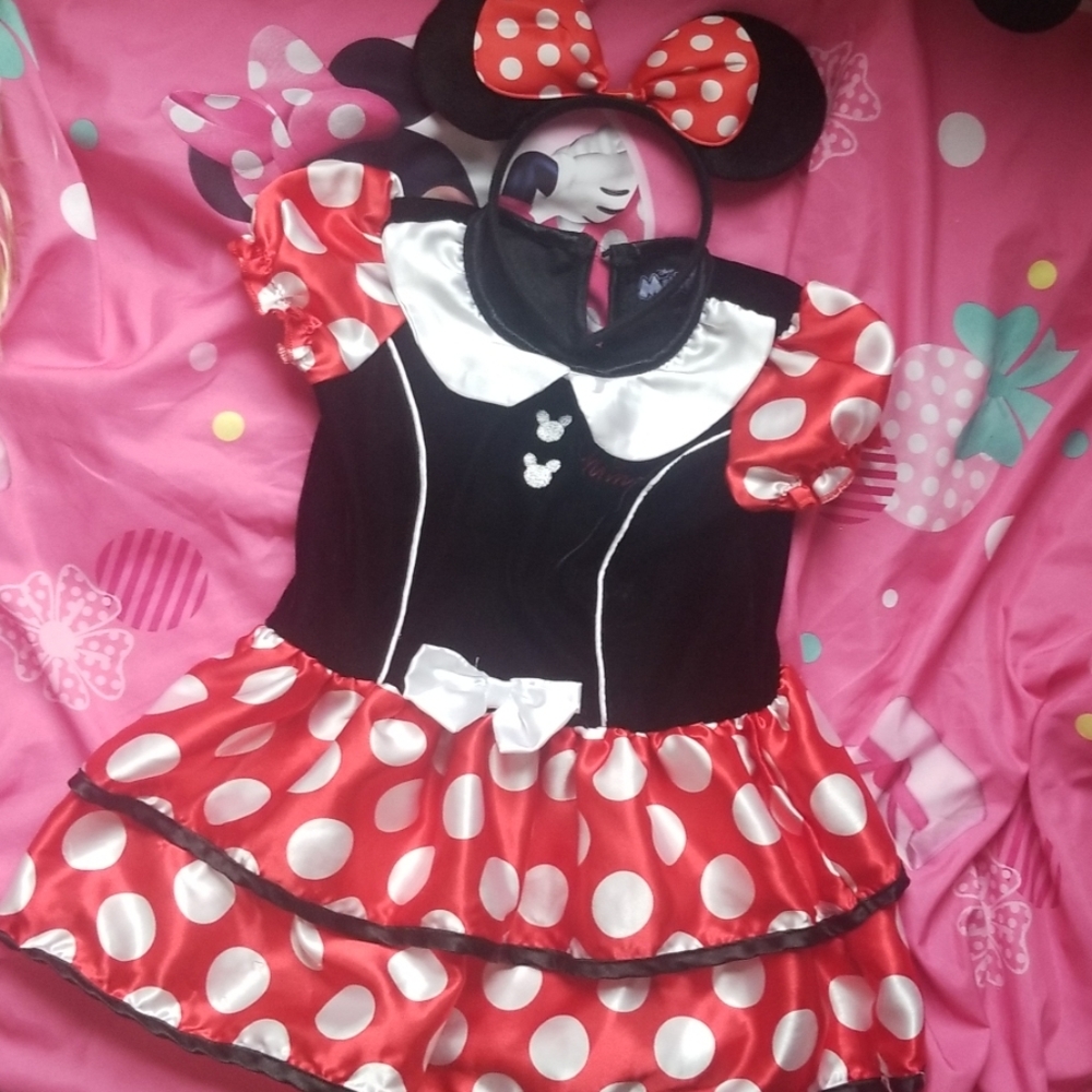 Toddler Minnie Mouse costume